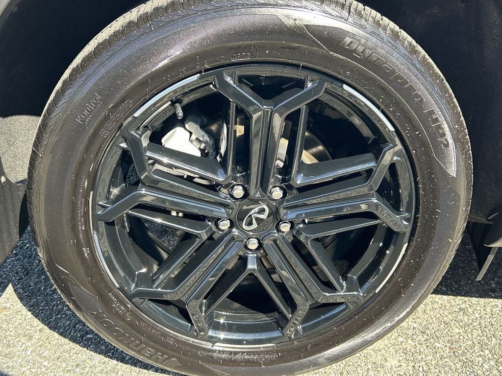 Certified 2026 INFINITI QX60 Sport w/ Dark Cargo Package image 12