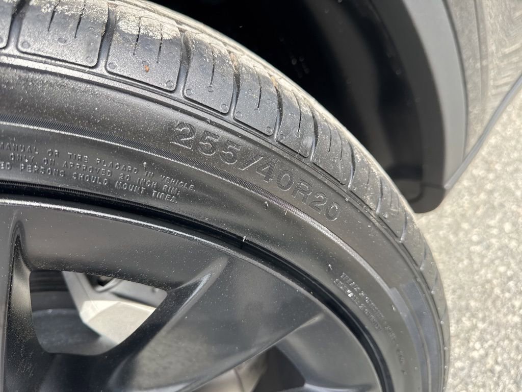 Used 2023 Tesla Model Y Long Range image 34