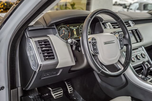Used 2016 Land Rover Range Rover Sport SVR image 29