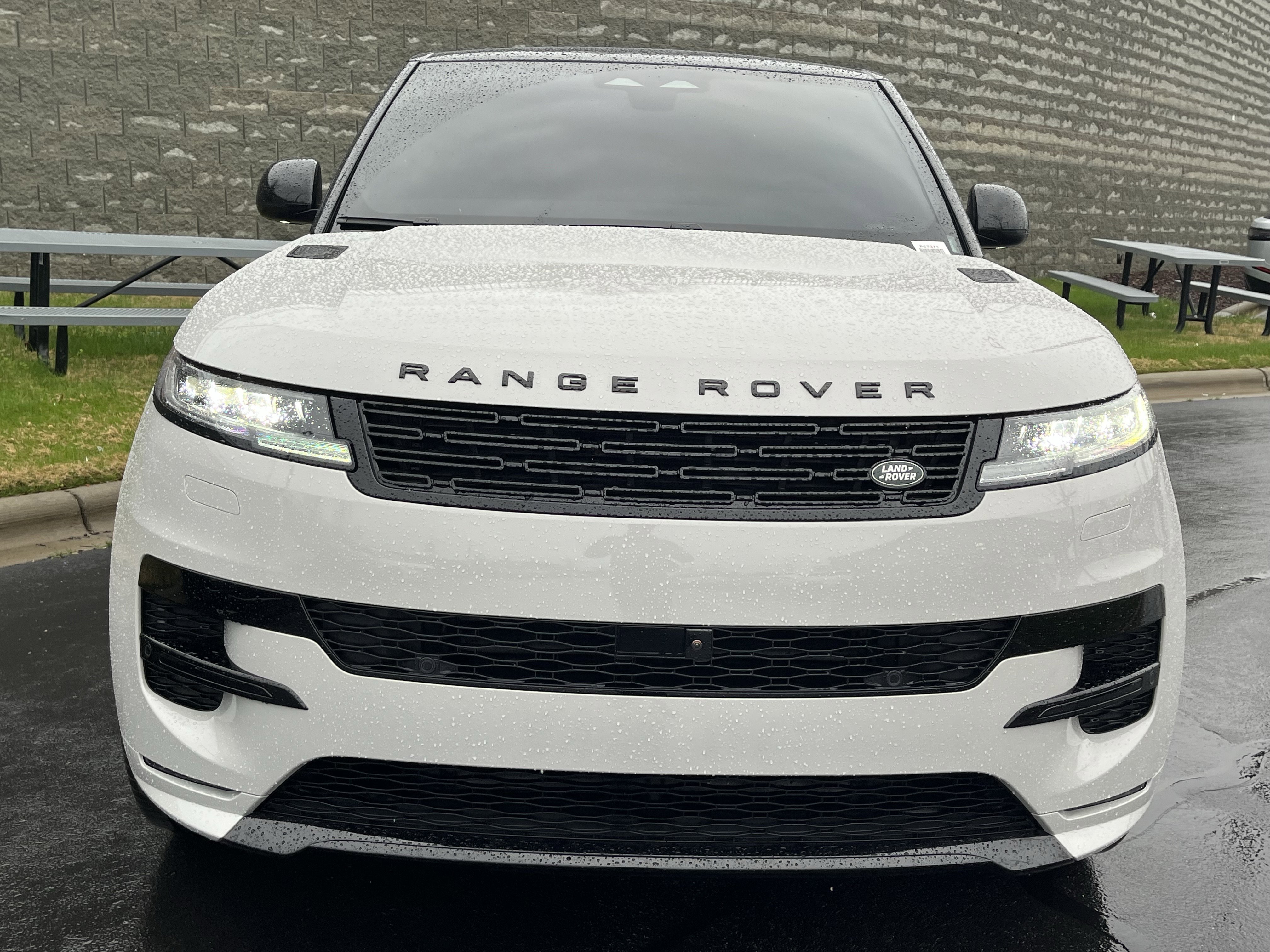 Certified 2026 Land Rover Range Rover Sport Dynamic SE AWD/4WD image 10