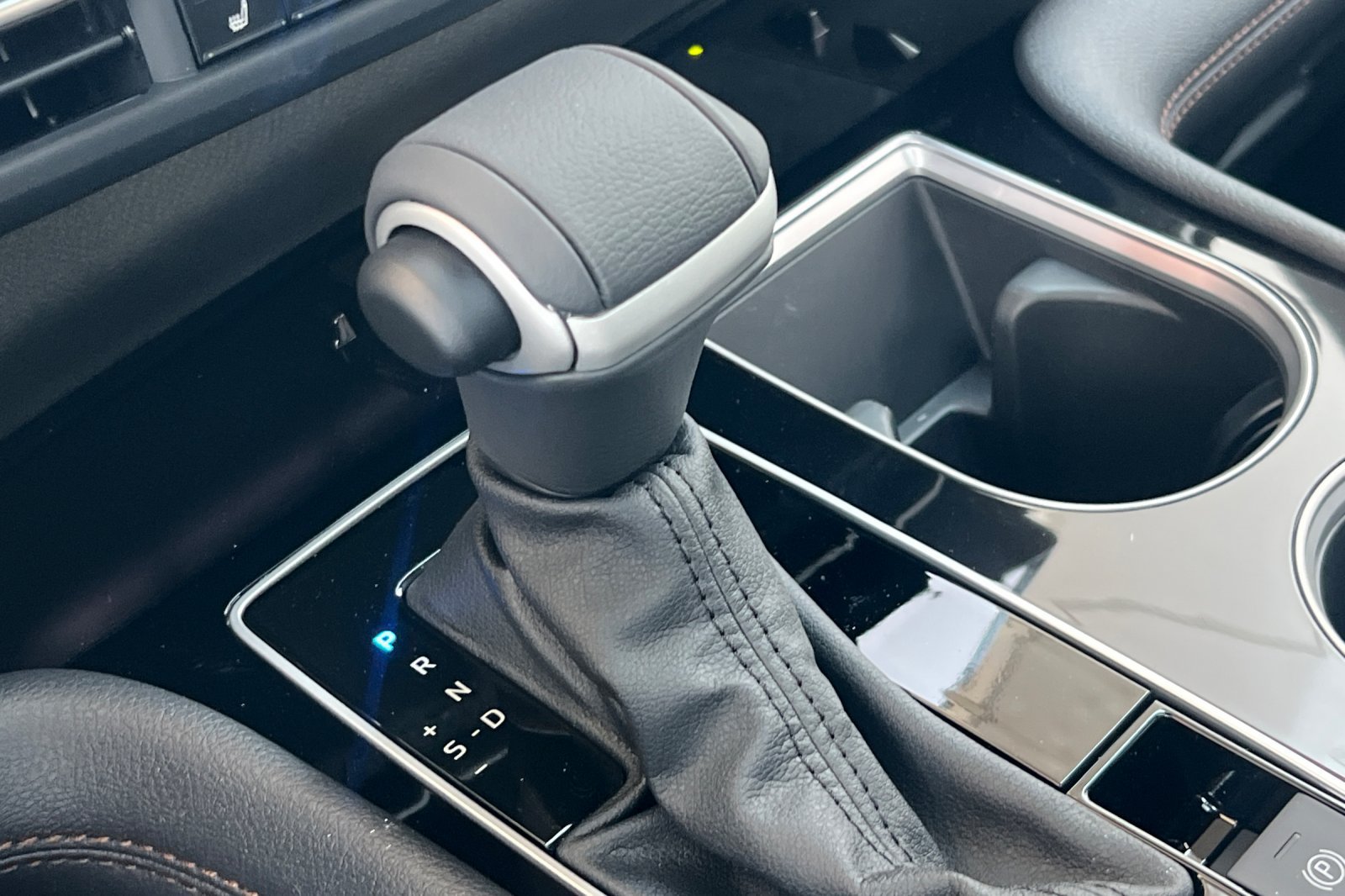 New 2026 Toyota Sienna Limited AWD/4WD image 19