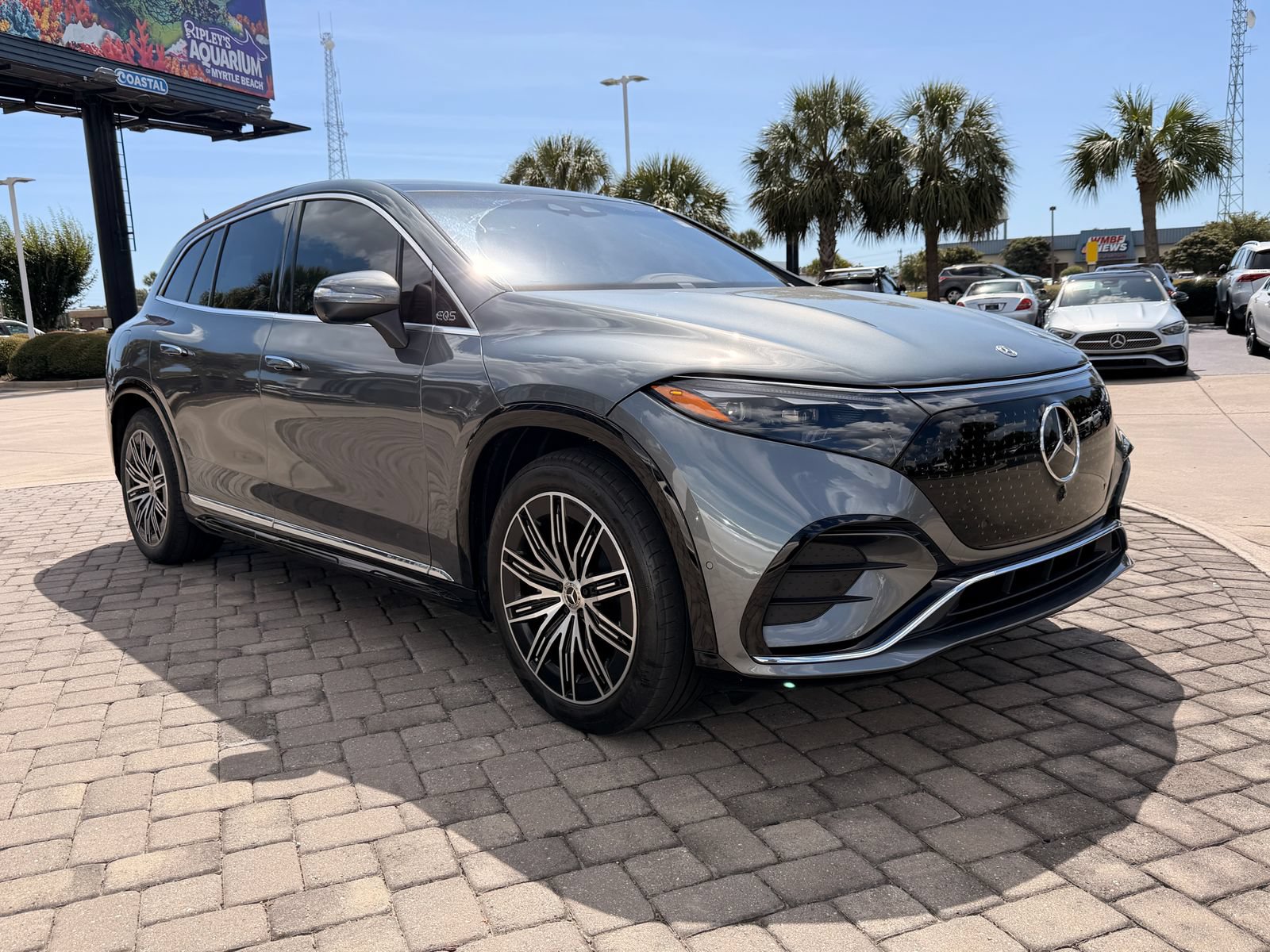 Certified 2023 Mercedes-Benz EQS 580 4MATIC SUV image 7