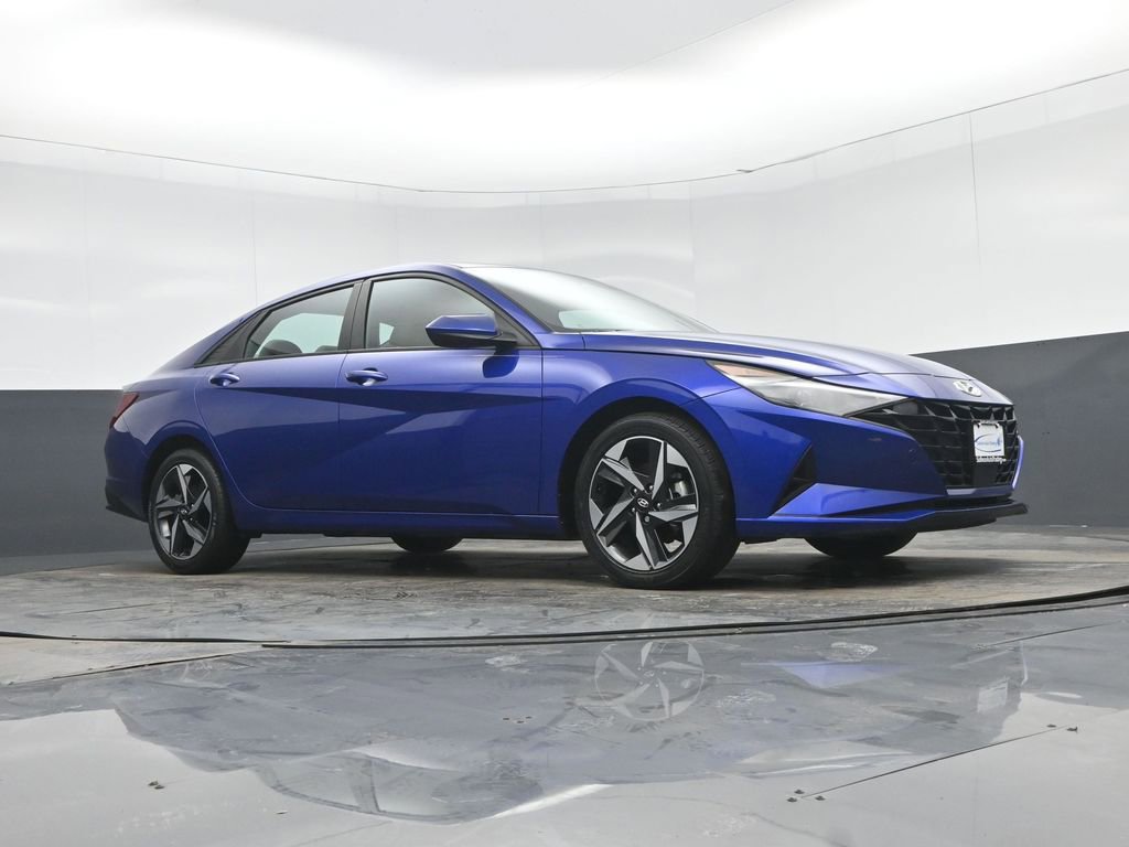 Used 2023 Hyundai Elantra SEL w/ Convenience Package FWD image 51