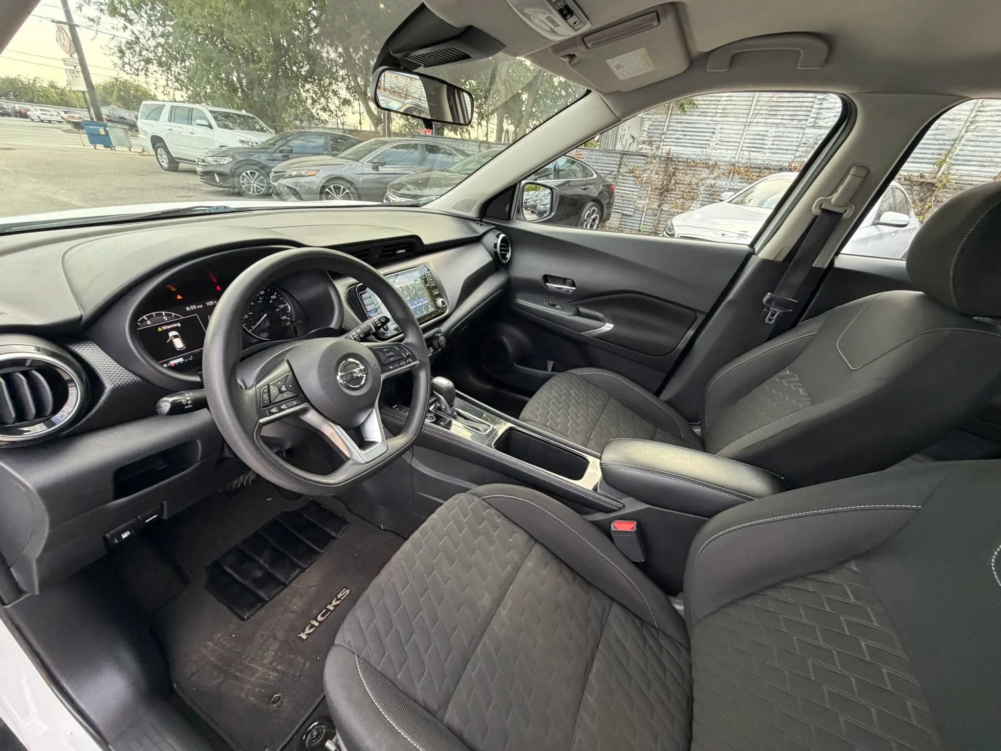 Used 2021 Nissan Kicks SV FWD image 25