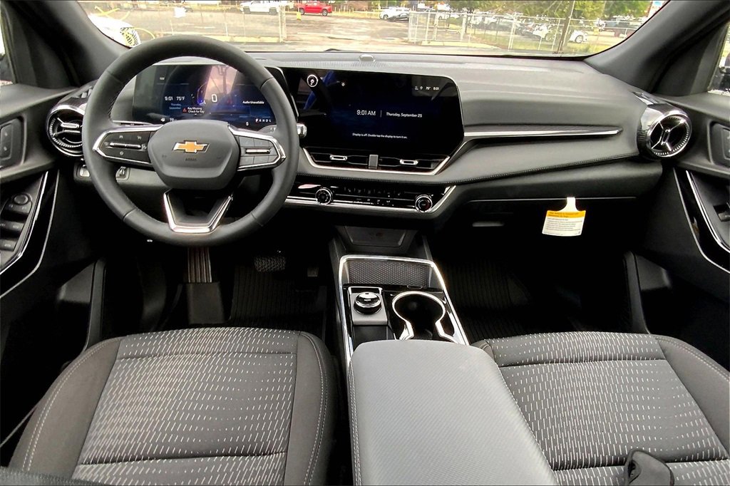 New 2026 Chevrolet Equinox LT image 6