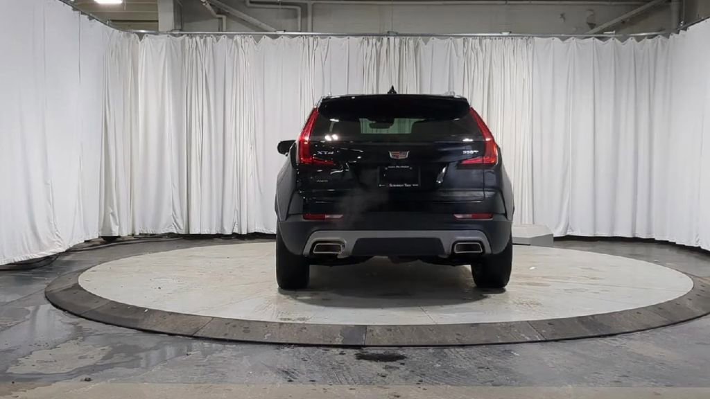 Used 2023 Cadillac XT4 Premium Luxury w/ Cold Weather Package image 9