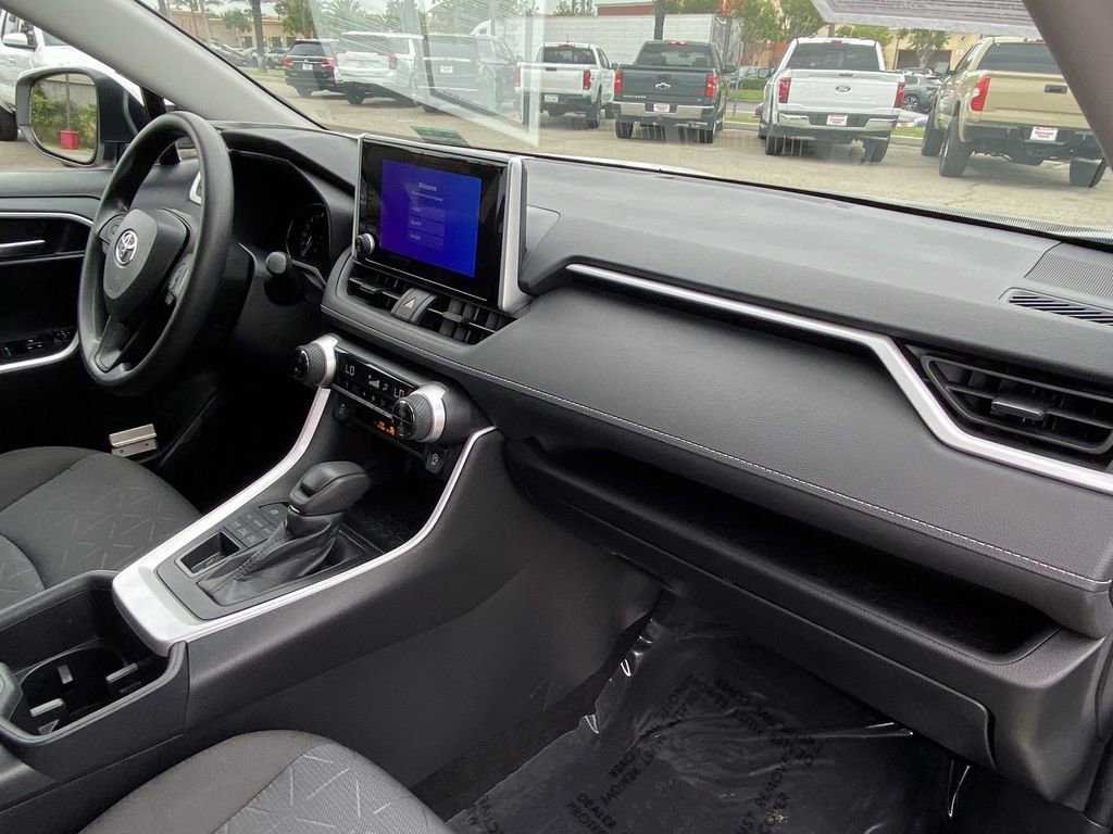 Certified 2023 Toyota RAV4 XLE AWD/4WD image 18