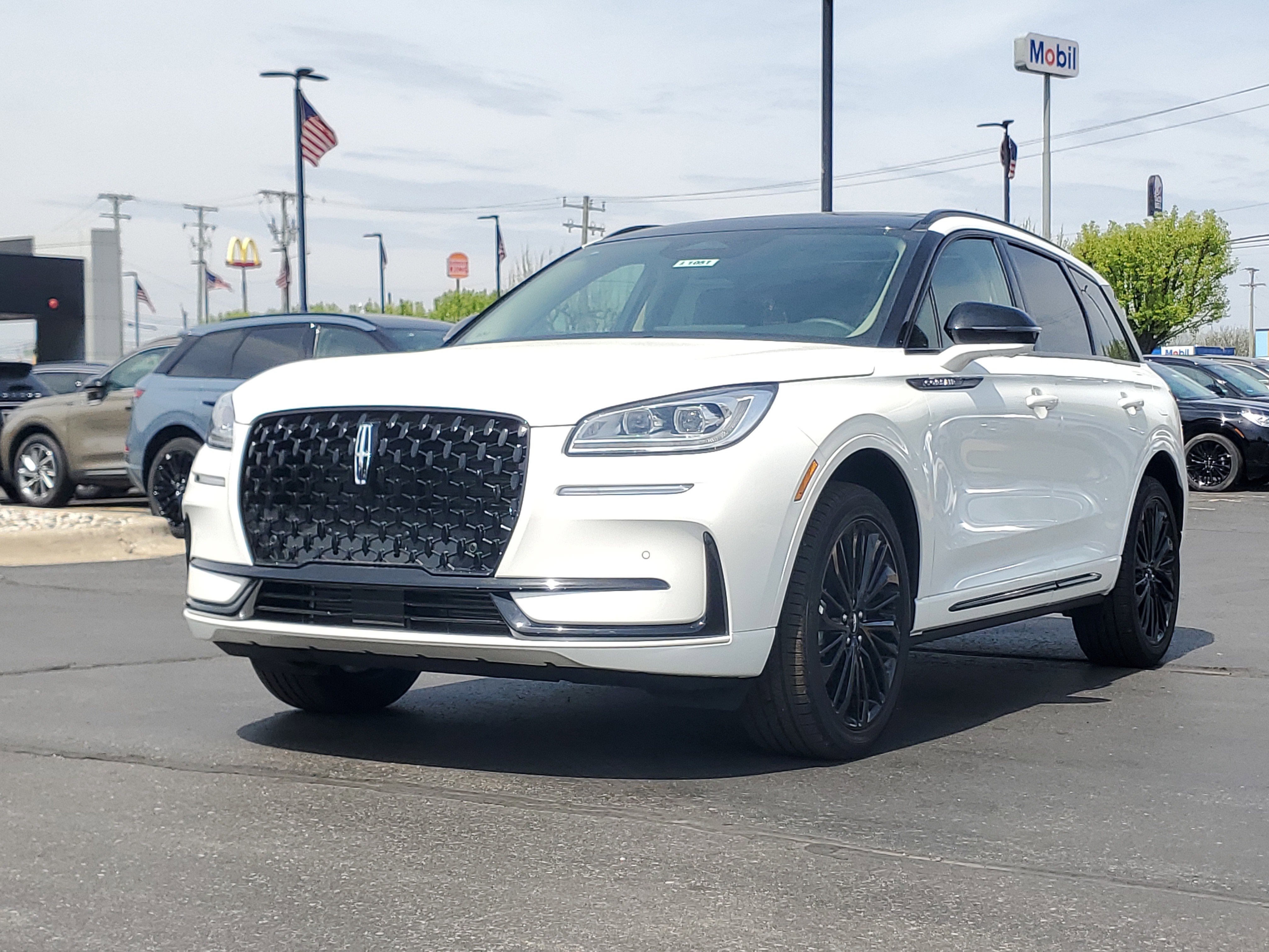 New 2026 Lincoln Corsair Reserve w/ Jet Appearance Package AWD/4WD video 2