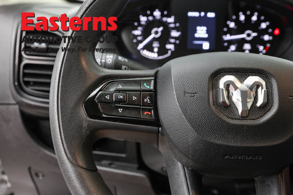Used 2025 RAM ProMaster 2500 w/ Convenience Group FWD image 17