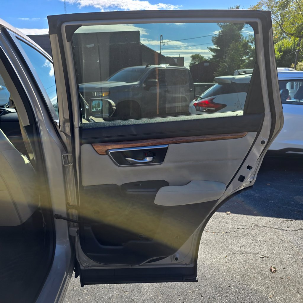 Used 2018 Honda CR-V EX image 27