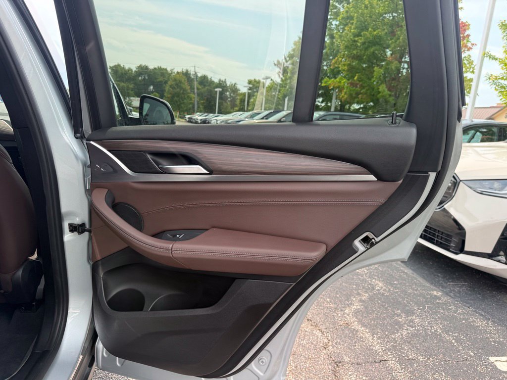 Used 2019 BMW X3 xDrive30i w/ Premium Package AWD/4WD image 16