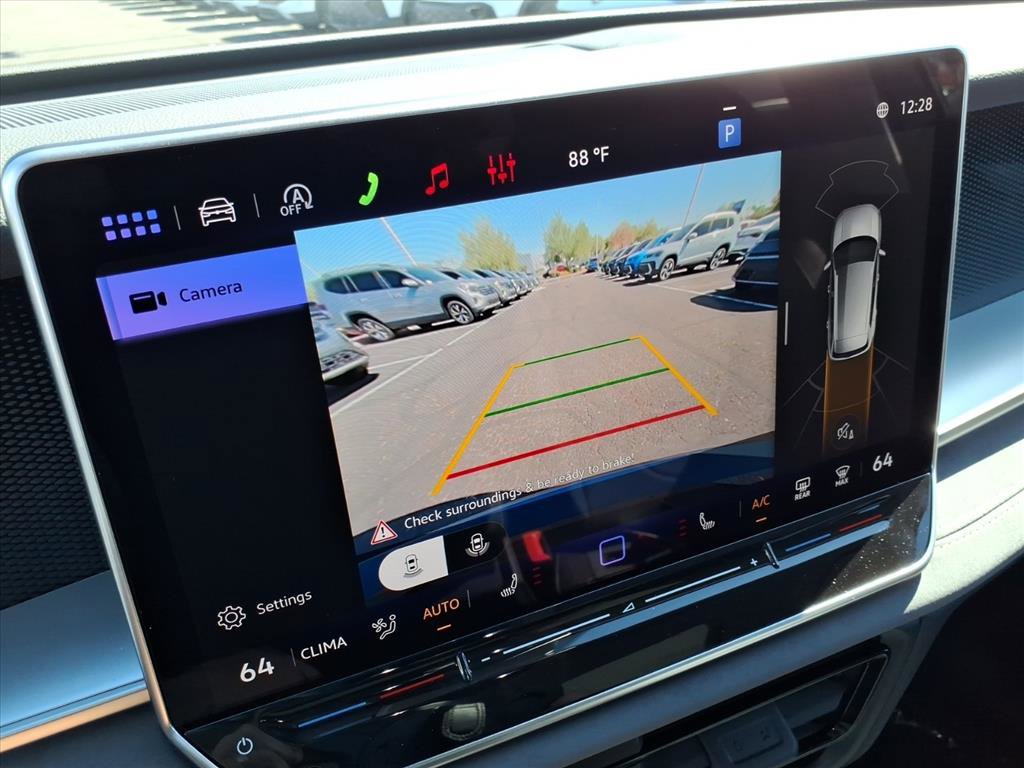 New 2026 Volkswagen Tiguan SE image 18