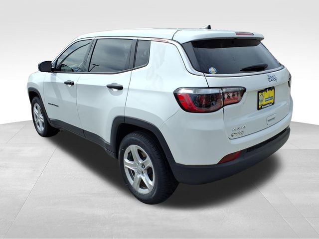 Used 2023 Jeep Compass Sport image 6