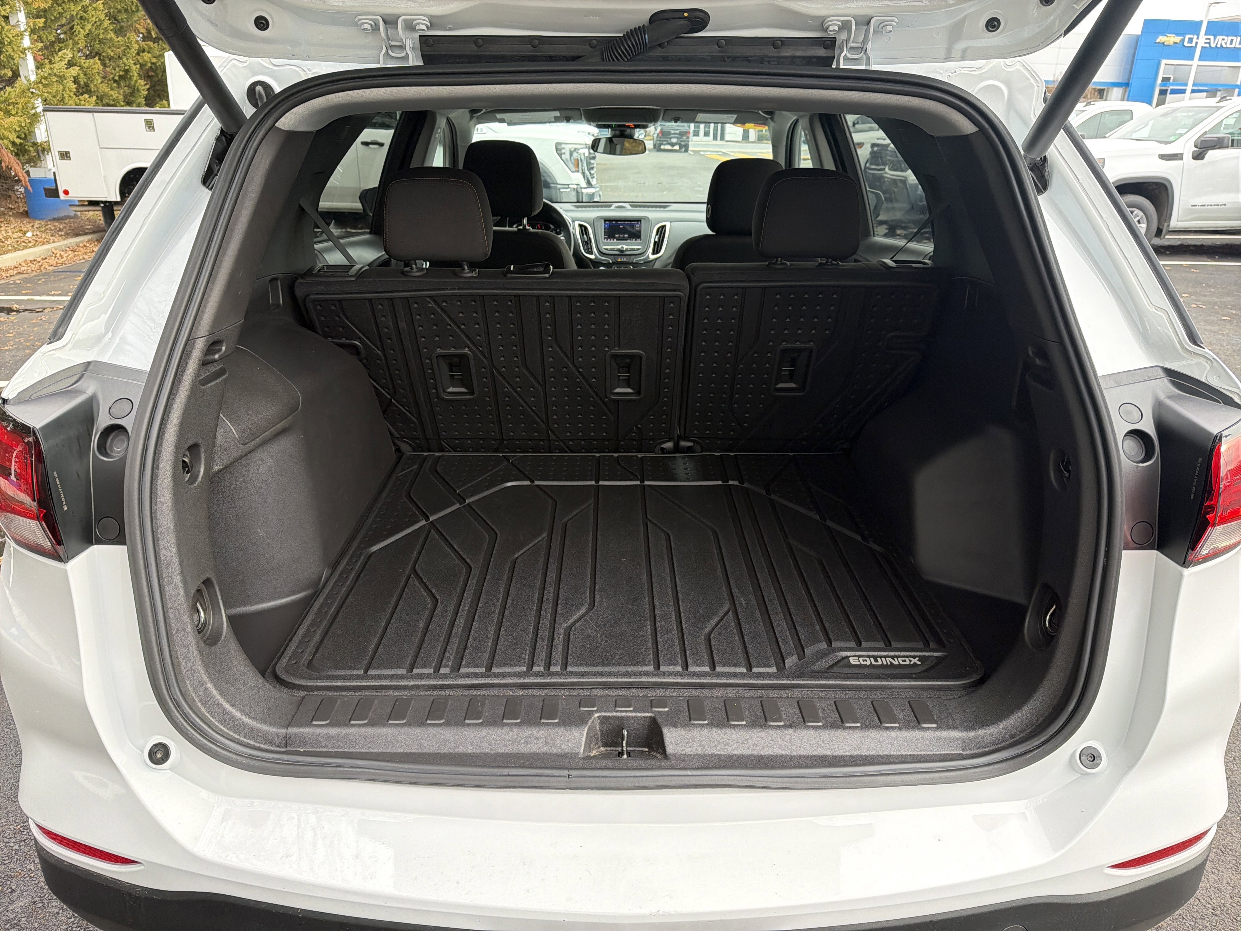 Used 2024 Chevrolet Equinox LT w/ LPO, Floor Liner Package image 30