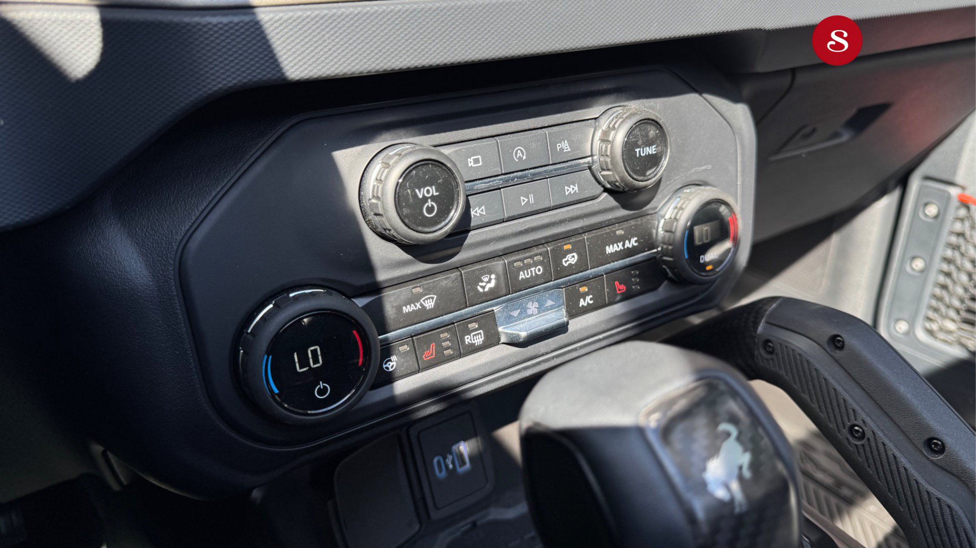 Used 2024 Ford Bronco Raptor w/ Interior Carbon Fiber Pack 6 AWD/4WD image 15