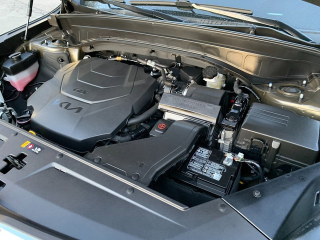 Used 2022 Kia Telluride S image 31