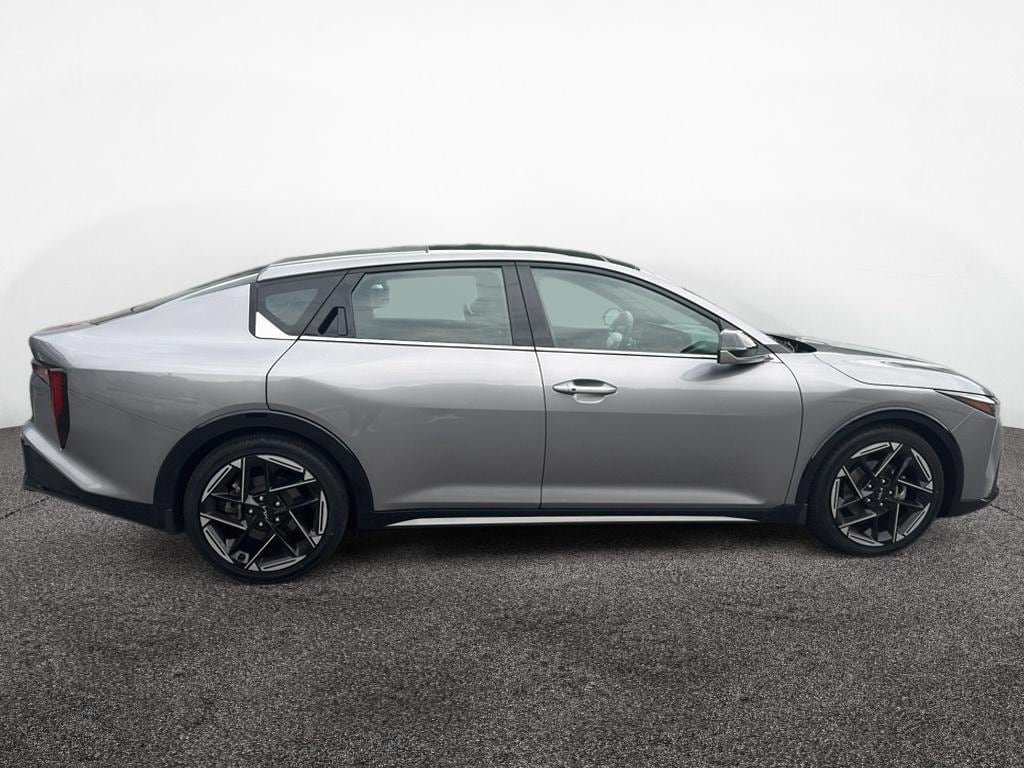 Used 2025 Kia K4 GT-Line w/ GT-Line Sunroof Package FWD image 8