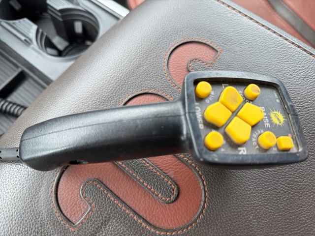 Used 2019 Ford F250 King Ranch w/ Snow Plow Prep Package image 29