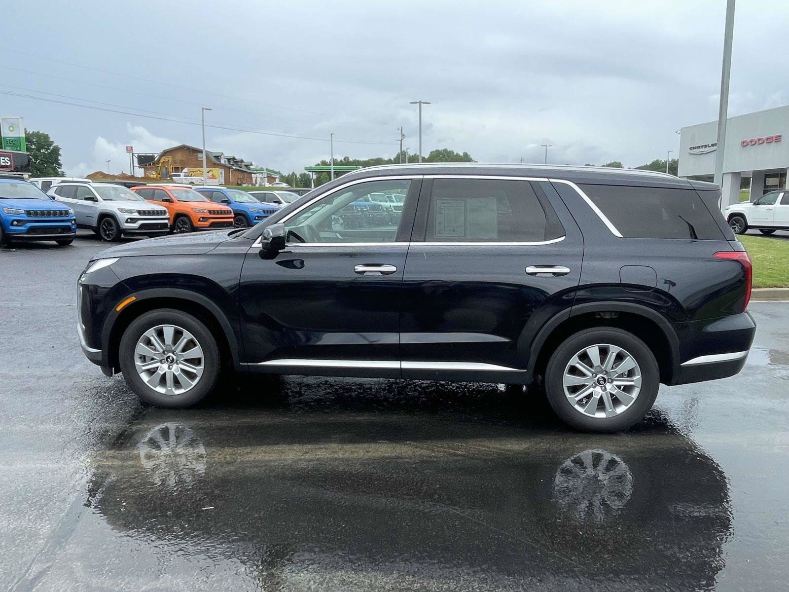 Used 2025 Hyundai Palisade SEL FWD image 17