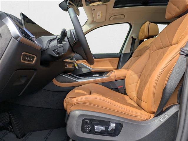 Used 2026 BMW X7 xDrive40i image 4