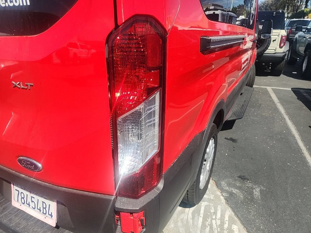 Used 2024 Ford Transit 350 XLT RWD image 14