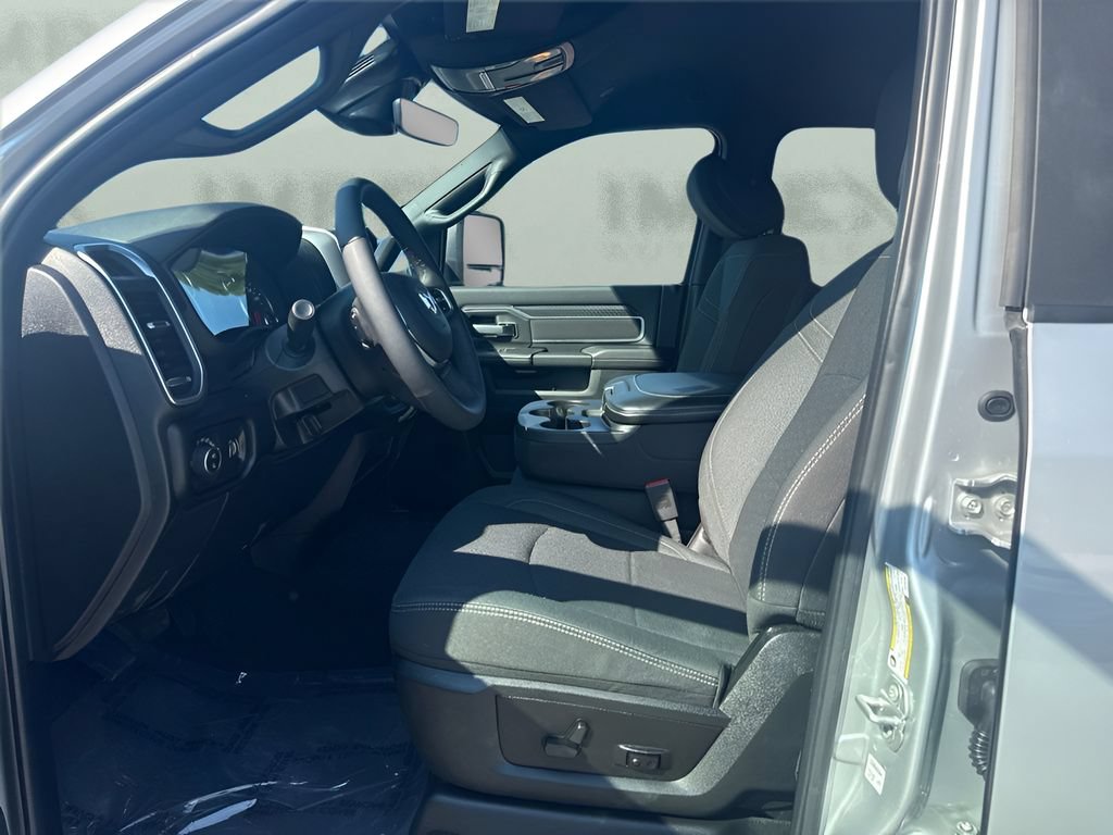 Used 2026 RAM 2500 Big Horn AWD/4WD image 9
