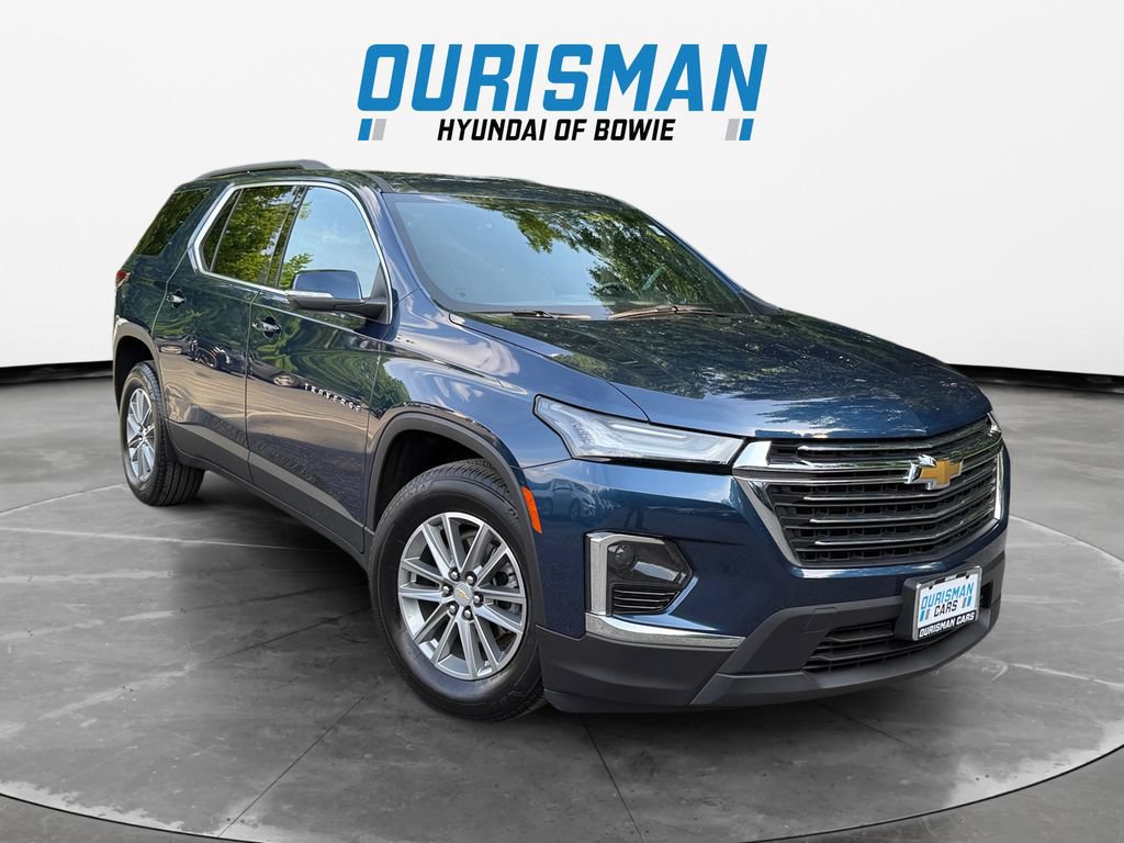 Used 2023 Chevrolet Traverse LT w/ LPO, Floor Liner Package