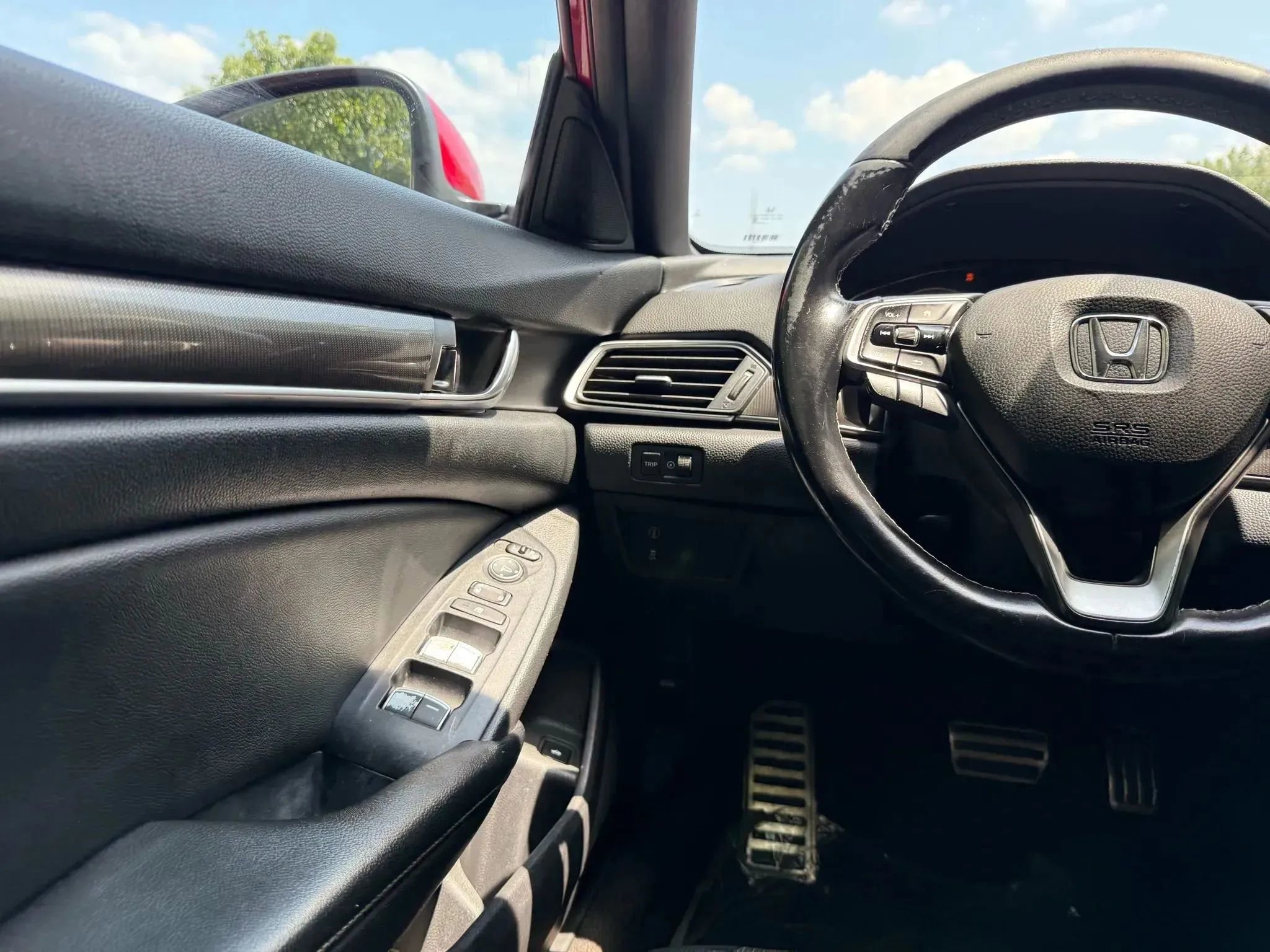 Used 2018 Honda Accord Sport image 30