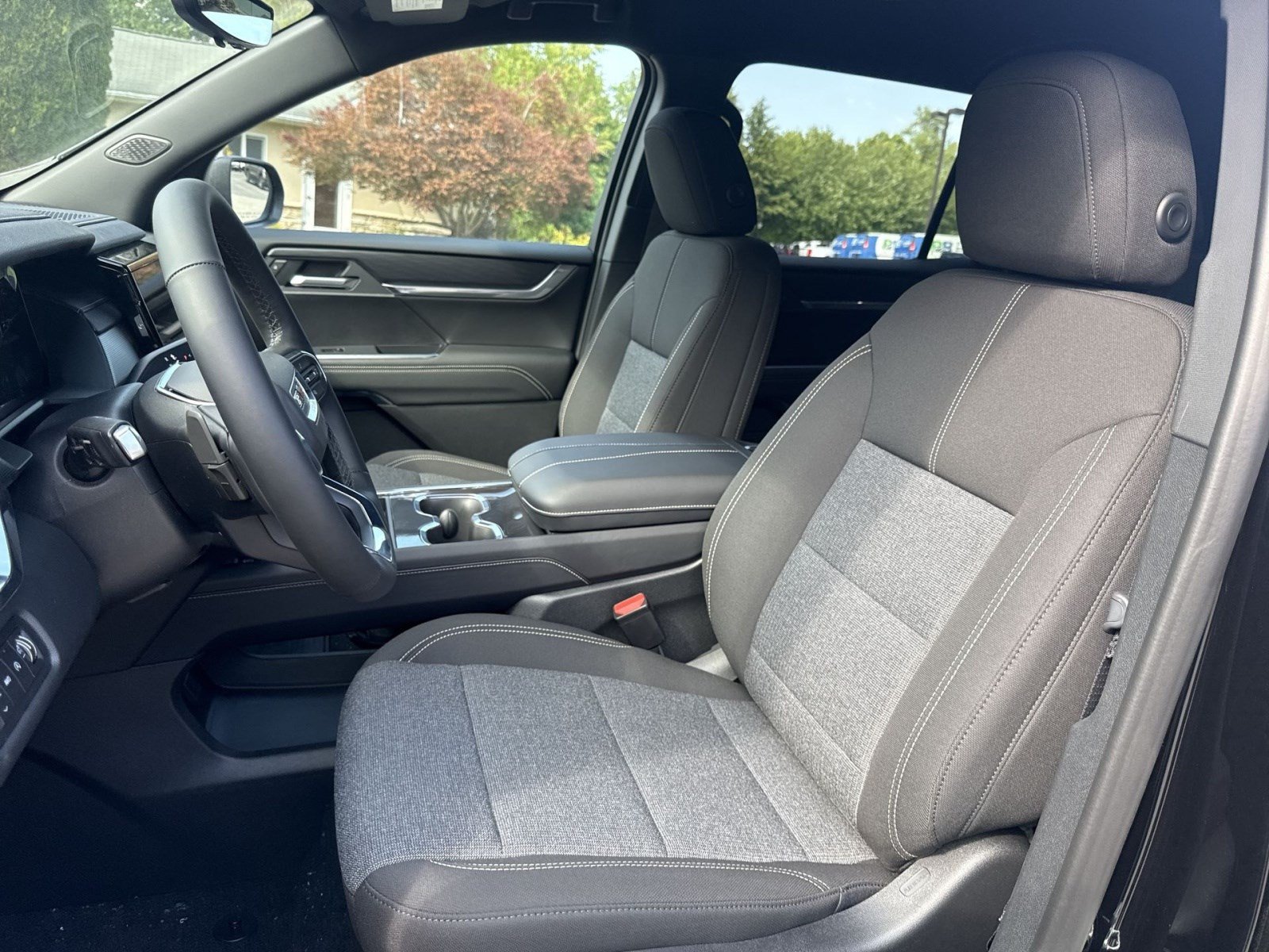 New 2026 GMC Acadia Elevation AWD/4WD image 10