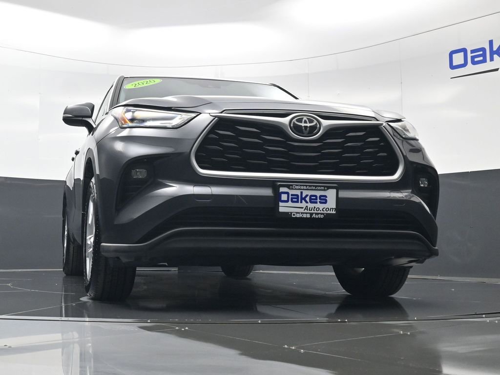 Used 2020 Toyota Highlander LE image 39