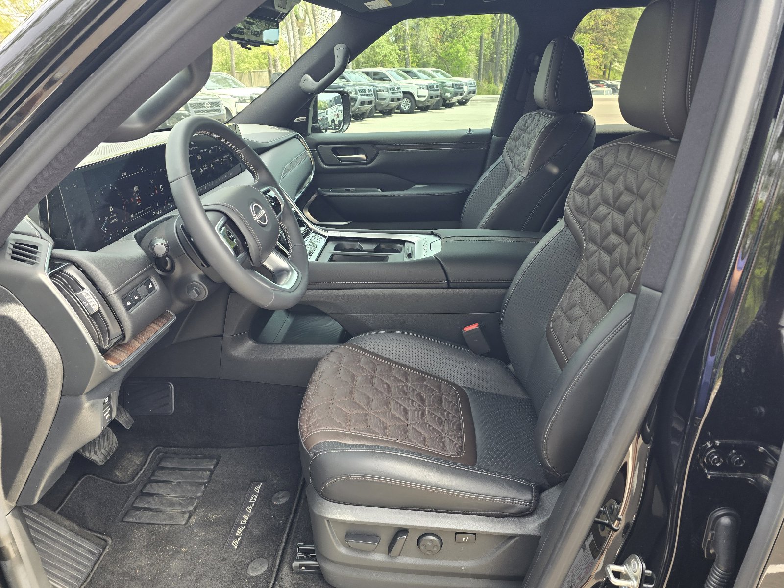 New 2025 Nissan Armada Platinum Reserve AWD/4WD image 12