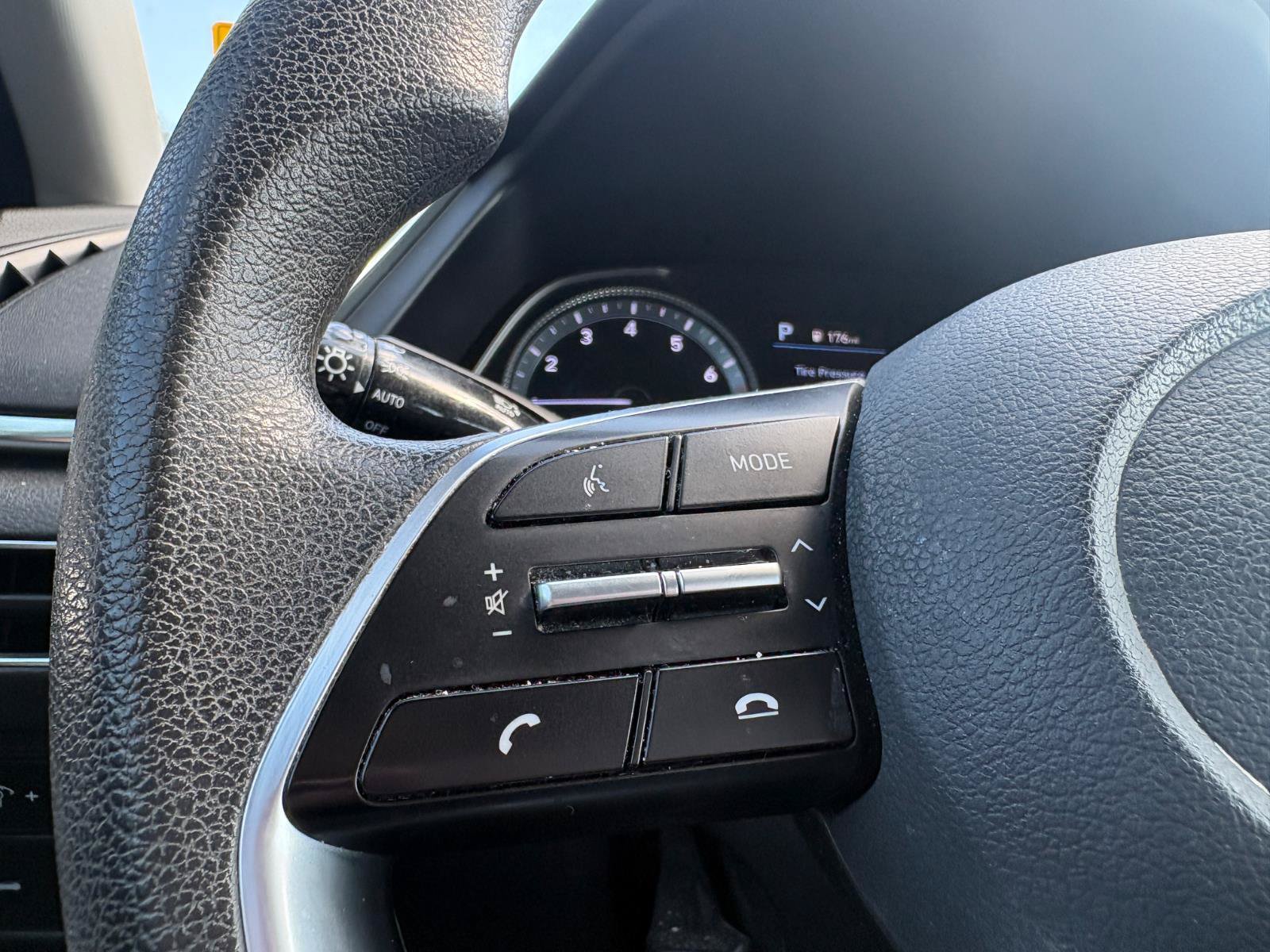 Used 2023 Hyundai Sonata SEL w/ Preferred Accessory Package FWD image 23