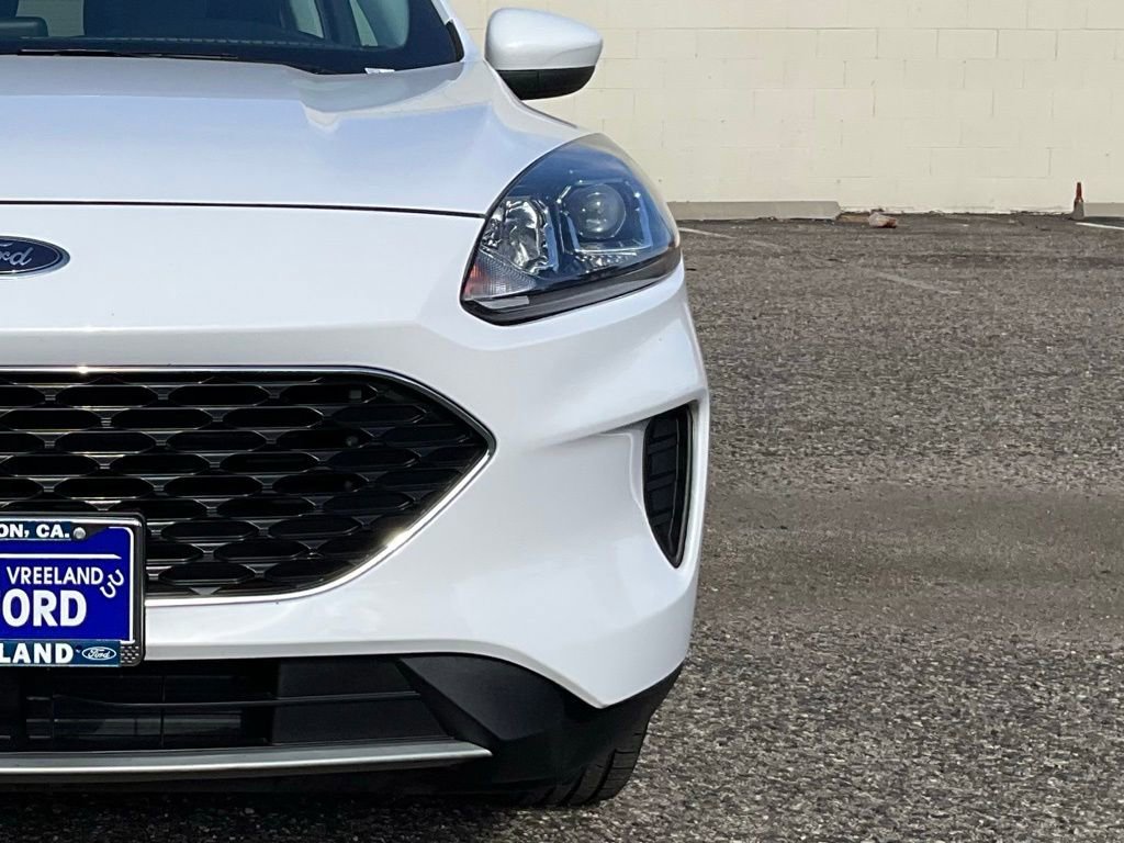 Used 2021 Ford Escape SE image 60