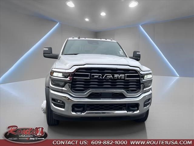 New 2026 RAM 5500 Tradesman w/ Chrome Appearance Group image 2