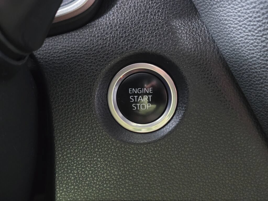 Used 2024 Toyota Corolla XSE FWD image 33