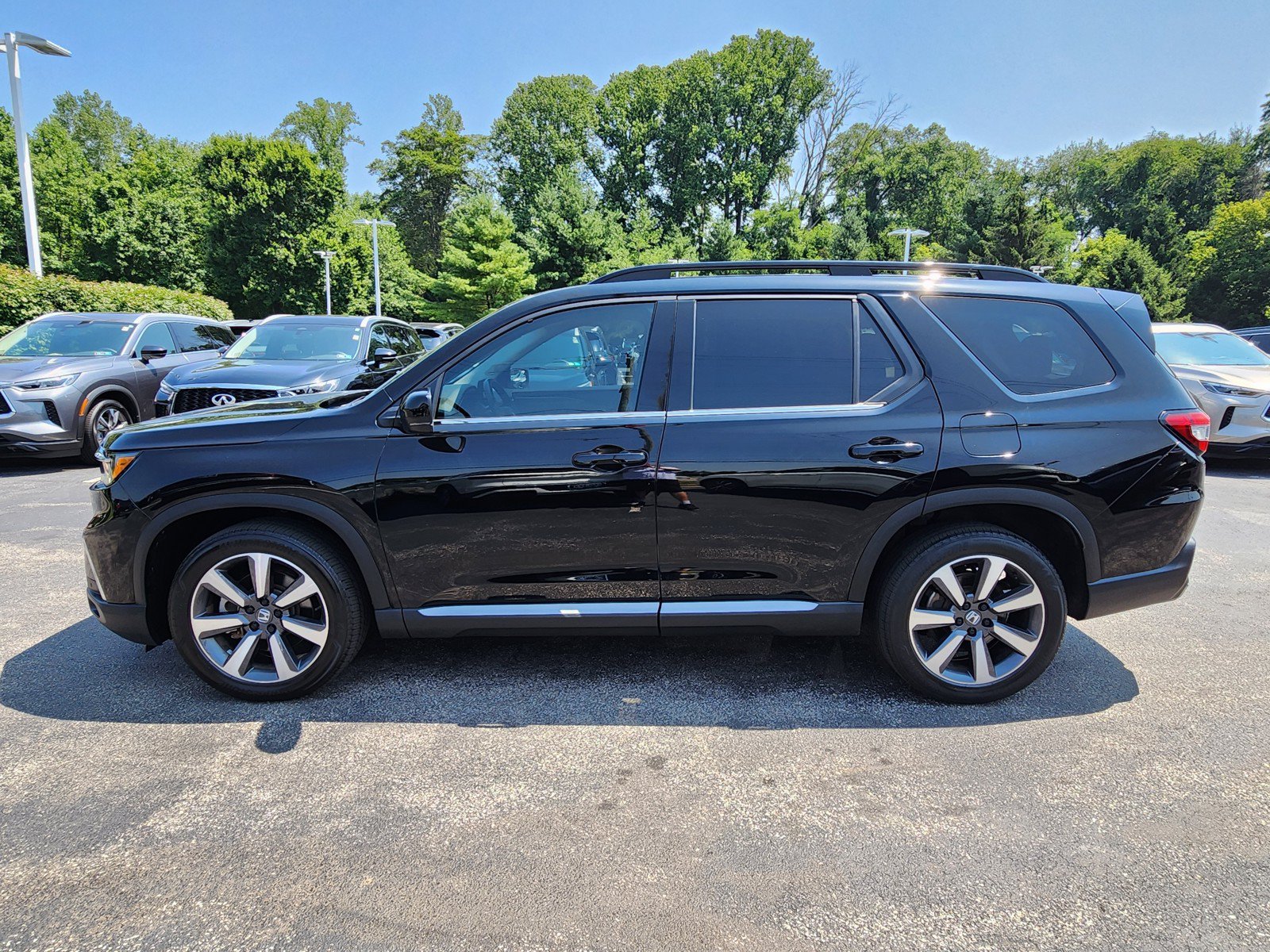 Used 2023 Honda Pilot Elite image 5