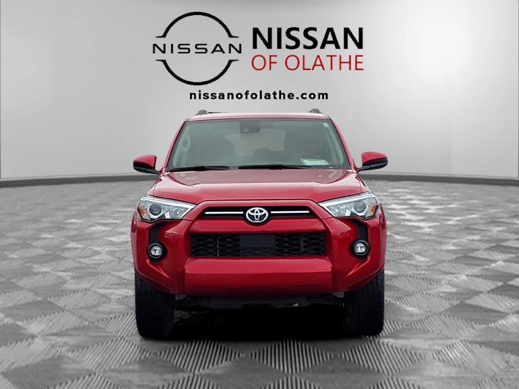 Used 2024 Toyota 4Runner SR5 AWD/4WD image 34