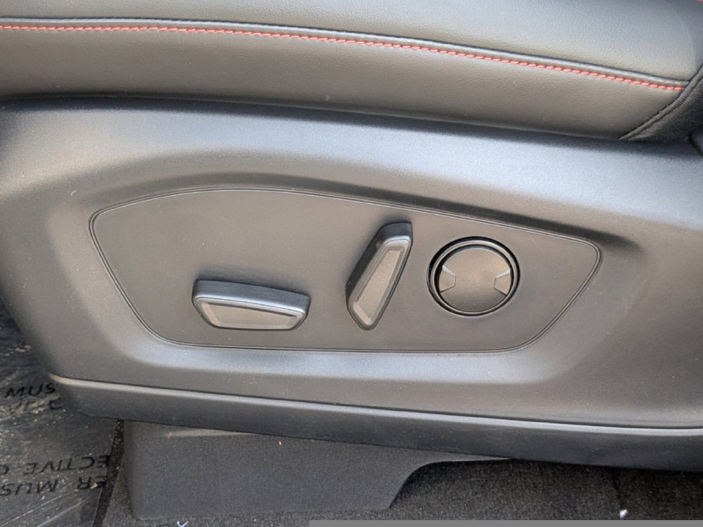 New 2026 Ford Explorer ST-Line w/ ST-Line Street Pack RWD image 21