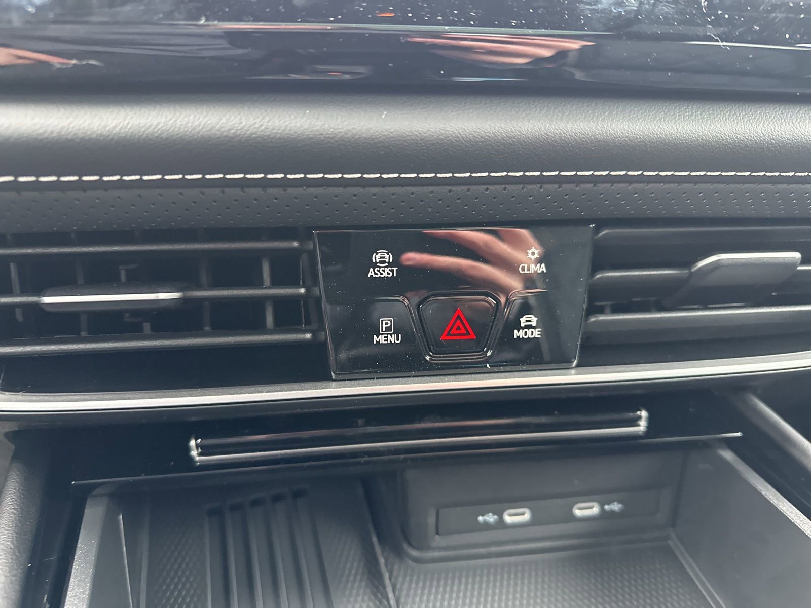 New 2026 Volkswagen Atlas Cross Sport SEL Premium R-Line image 54