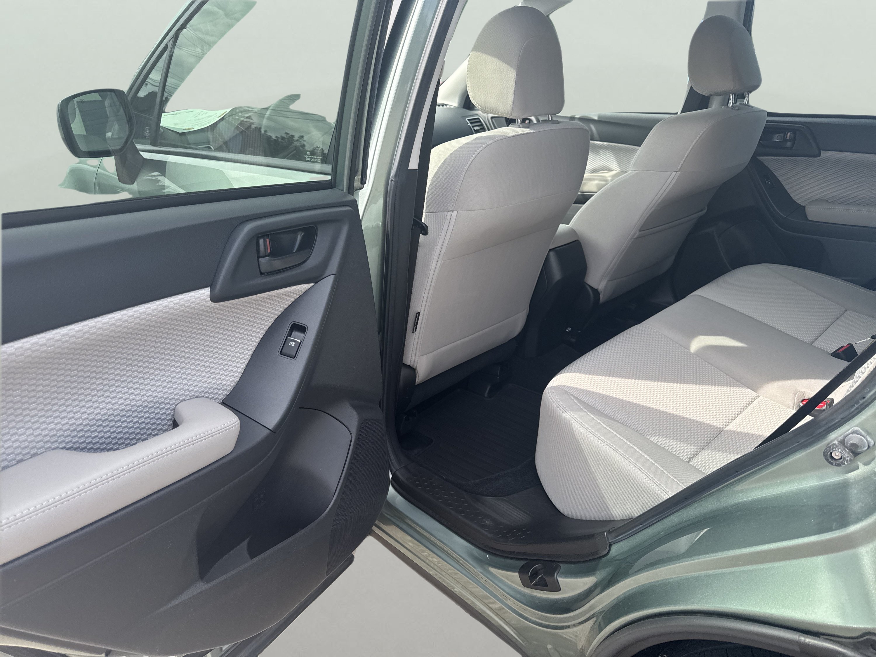 Used 2018 Subaru Forester 2.5i Premium AWD/4WD image 19