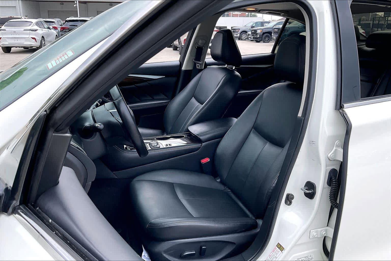Used 2019 INFINITI Q50 Luxe RWD image 8