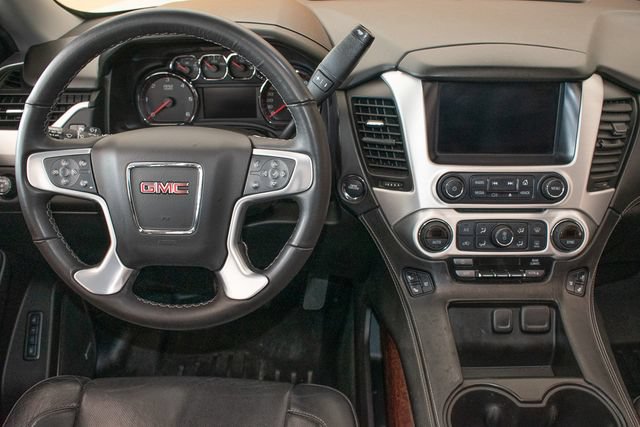 Used 2016 GMC Yukon SLT AWD/4WD image 18
