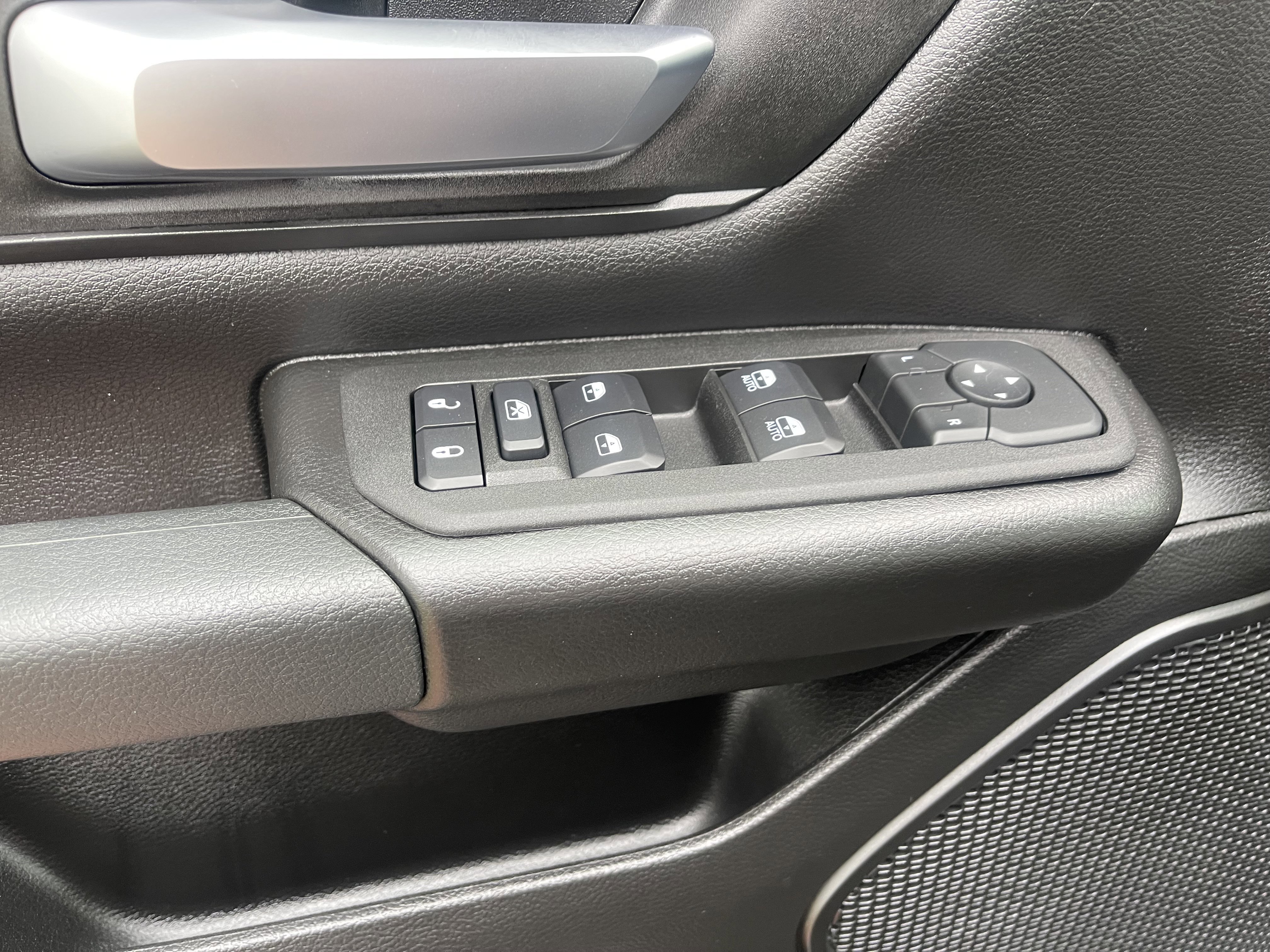 New 2026 RAM 1500 Tradesman image 15