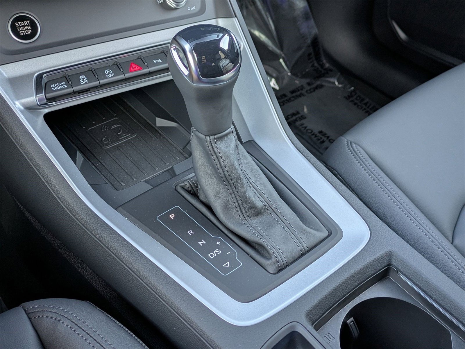 New 2025 Audi Q3 2.0T Premium image 7