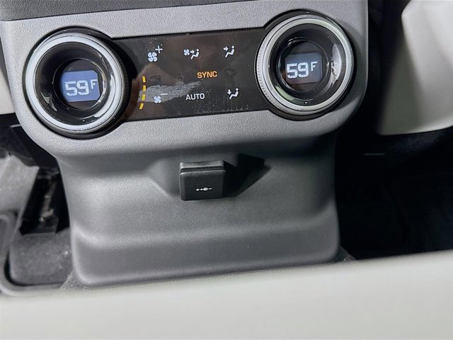 Used 2026 Land Rover Range Rover Velar Dynamic SE image 28