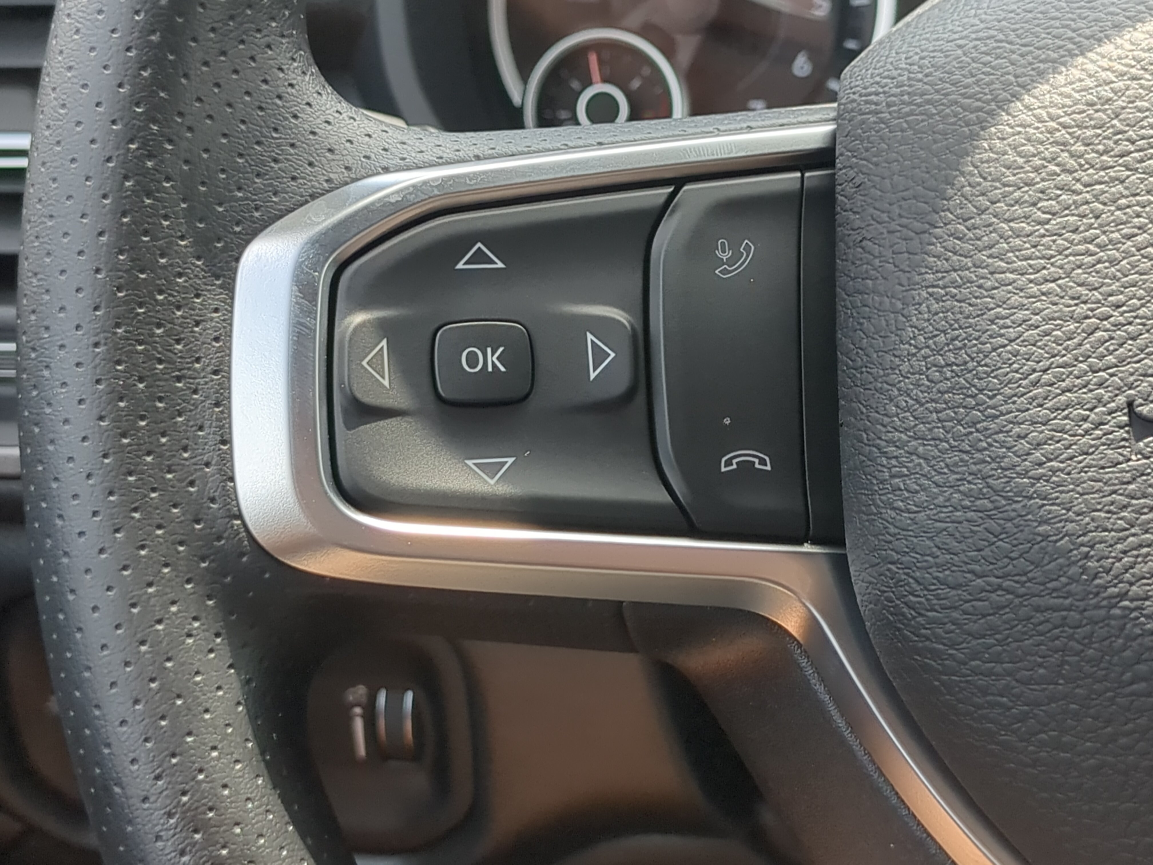 New 2026 RAM 2500 Tradesman AWD/4WD image 23