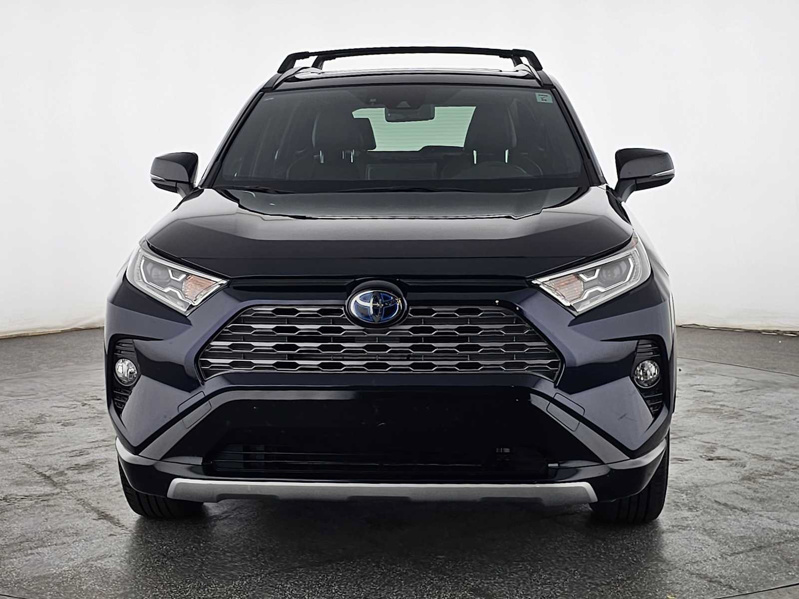 Used 2019 Toyota RAV4 XSE w/ XSE Weather Package AWD/4WD image 8