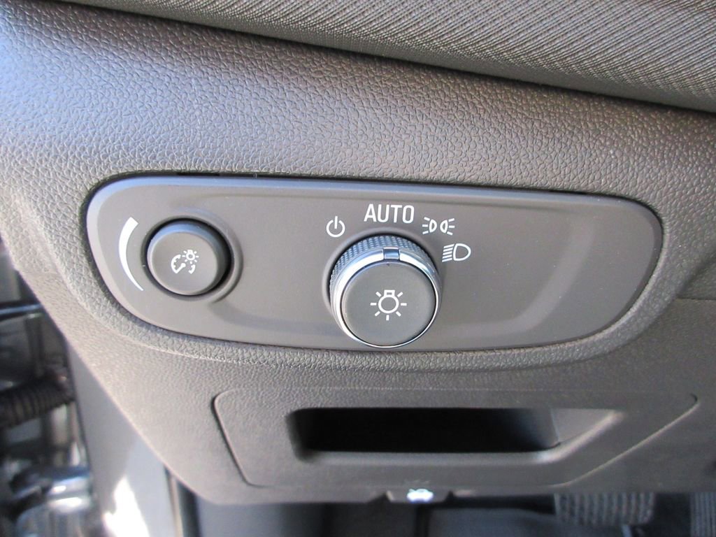 New 2026 Chevrolet TrailBlazer LT w/ LPO, Blackout Package FWD image 22