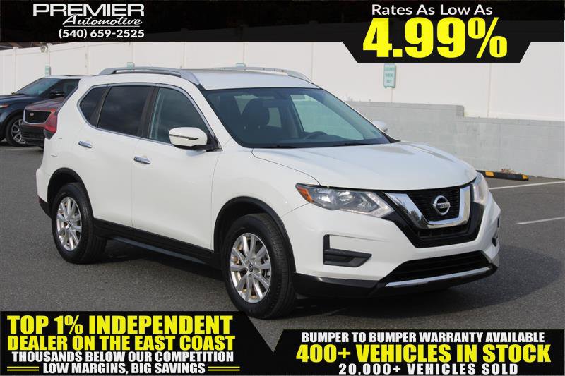 Used 2017 Nissan Rogue SV image 1