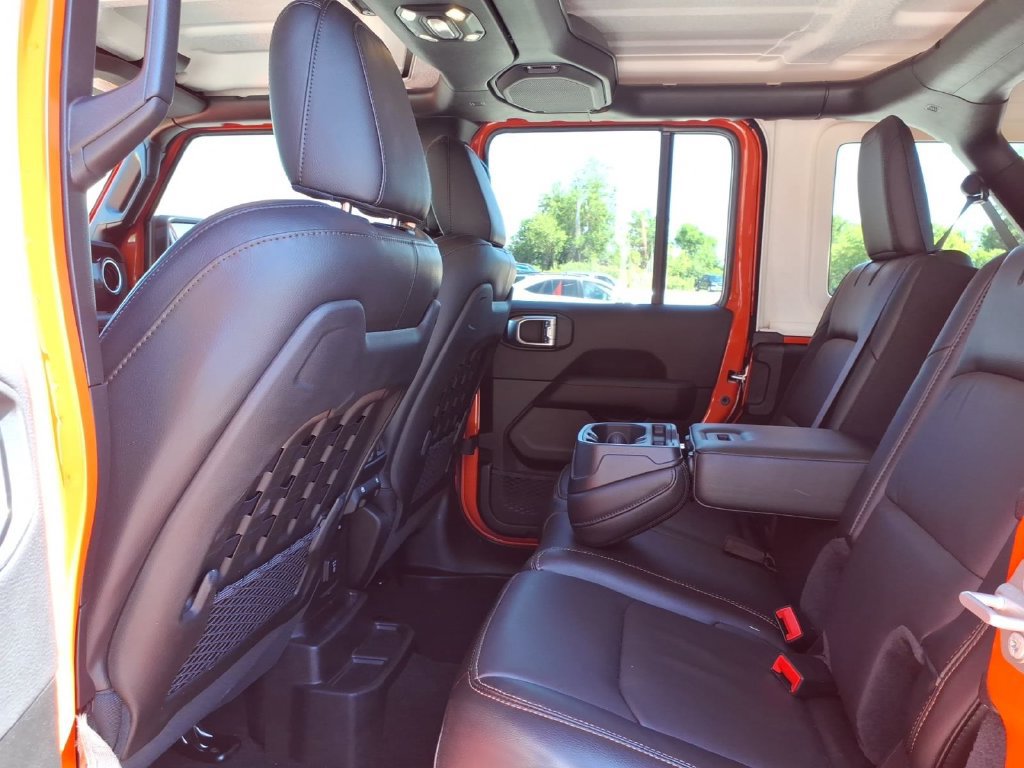 Used 2023 Jeep Wrangler Unlimited Rubicon 392 w/ Trailer Tow Package AWD/4WD image 29